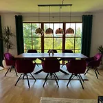 וילה Sara - Woertherseeblick, Panoramaterrasse, Sauna Sankt Bartlmae