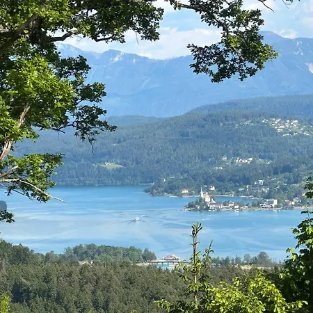 Villa Villa Sara - Wörtherseeblick, Skifahren, Sauna