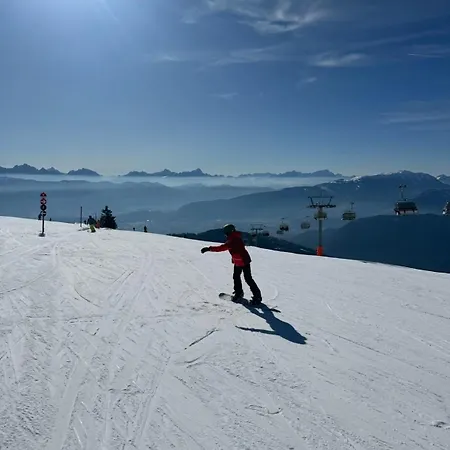 Sara - Woertherseeblick, Skifahren, Sauna Villa Sankt Bartlmae