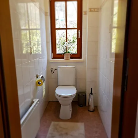 וילה Sara - Traumhafter Seeblick, Familienparadies, Ruhelage Sankt Bartlmae