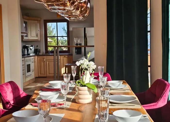 Villa Villa Sara - Wörtherseeblick, Skifahren, Sauna *