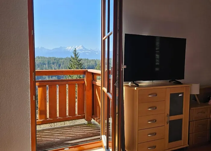 Sara - Woertherseeblick, Panoramaterrasse, Sauna Sankt Bartlmae